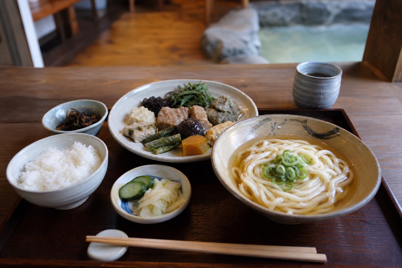 地元野菜を使った定食